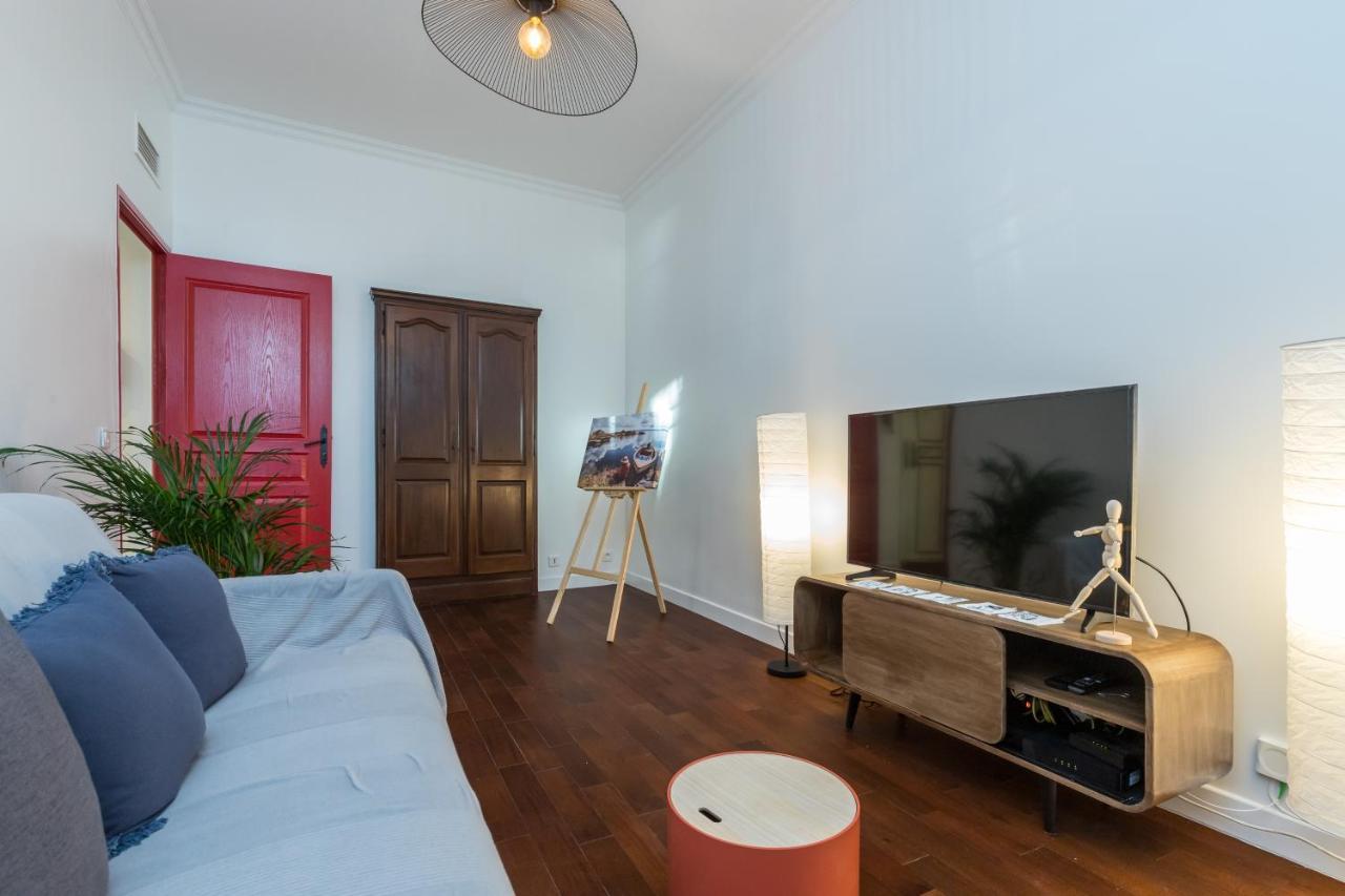 Le 323 Prom - 2 Chambres - Ac - Parking - Tram Et Supermarche Proches - Front De Mer Nice Bagian luar foto